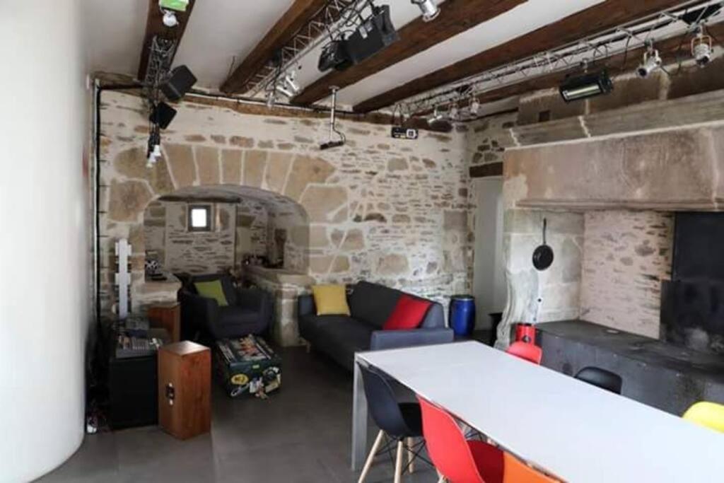 Maison Sur Les Hauteurs De Brive-La-Gaillarde Dampniat Dış mekan fotoğraf